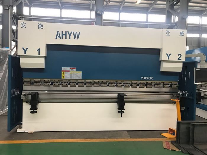China Yawei AHYW PBH 220T4M 5 Axis cnc press brakes DELEM DA58T manufacture factory